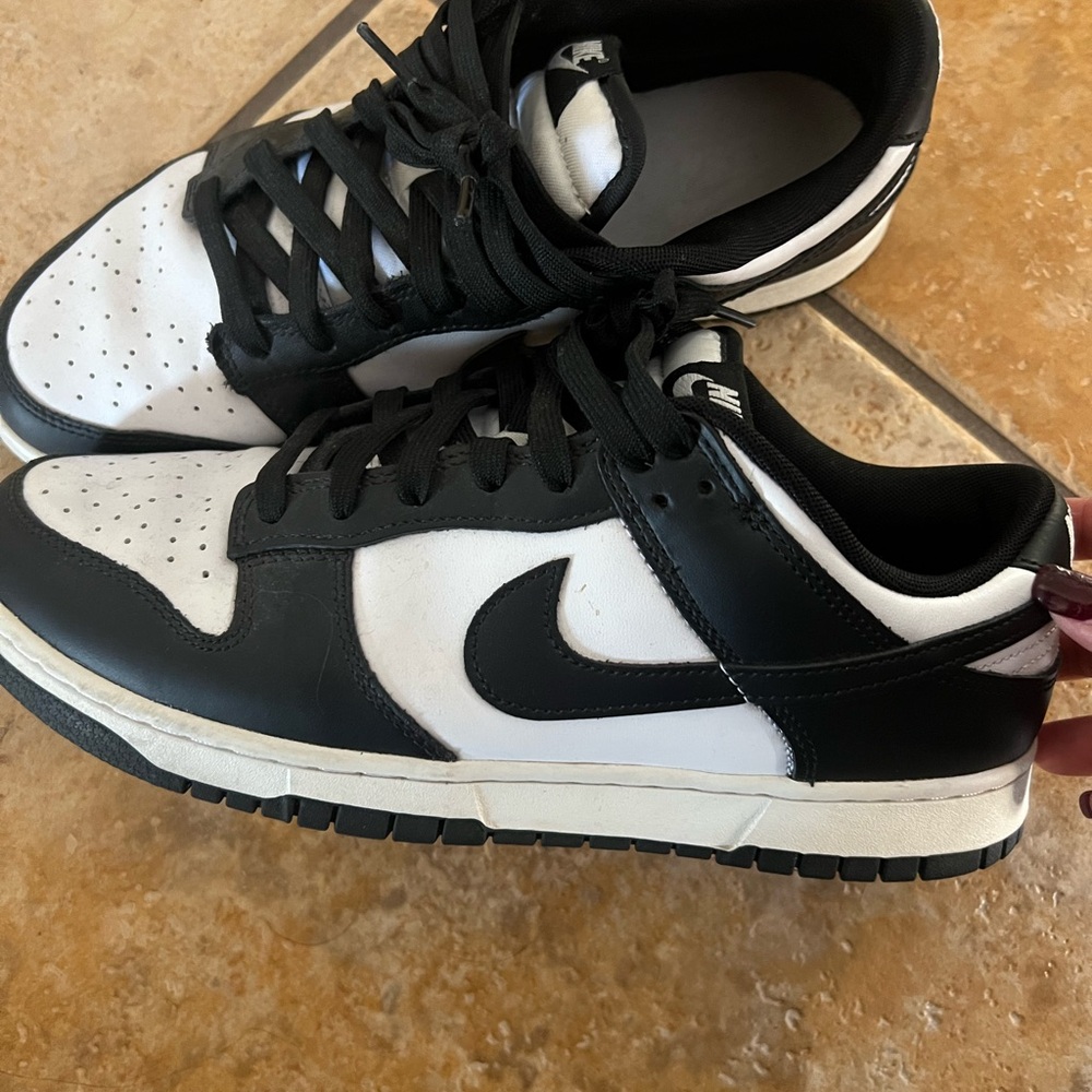 Nike Men's Black and White Panda Dunks